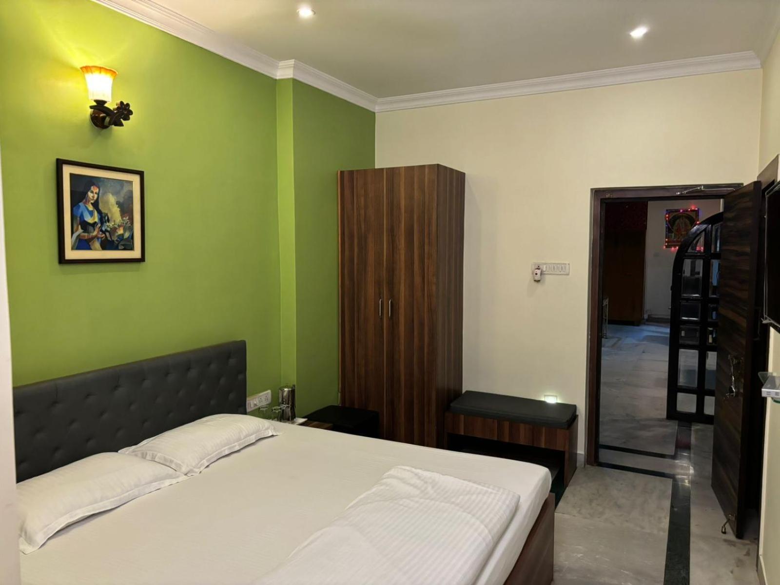 Om Sai Villa Guesthouse Kalkata Exteriér fotografie
