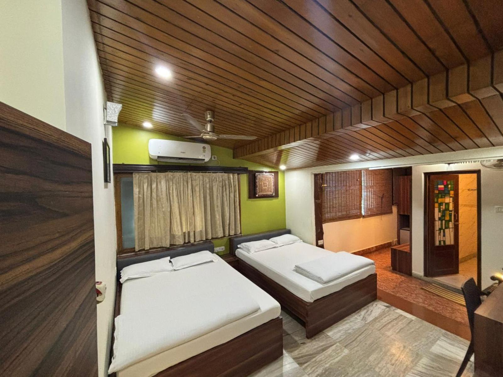 Om Sai Villa Guesthouse Kalkata Exteriér fotografie