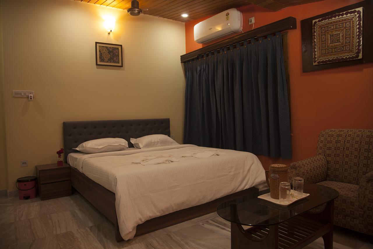 Om Sai Villa Guesthouse Kalkata Exteriér fotografie