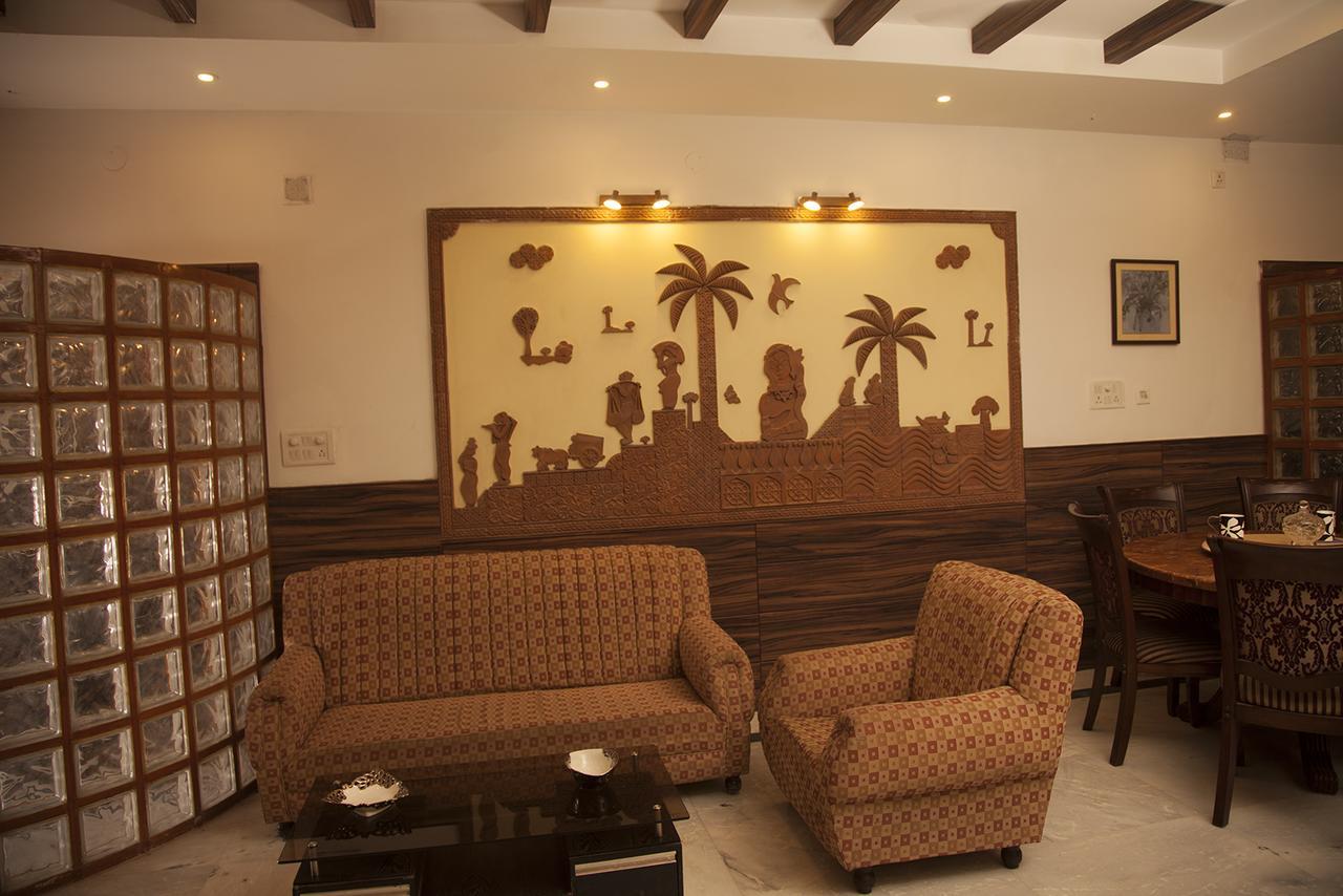 Om Sai Villa Guesthouse Kalkata Exteriér fotografie