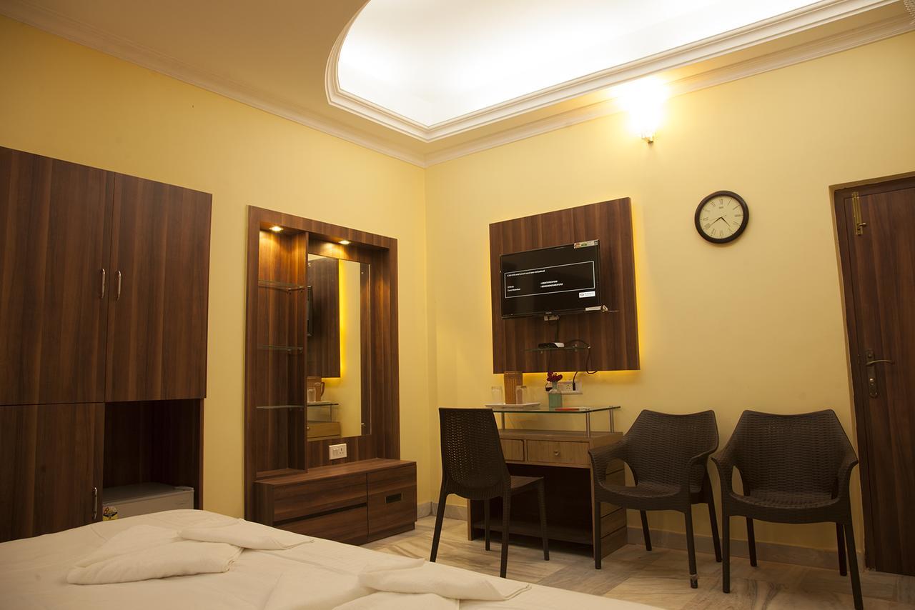 Om Sai Villa Guesthouse Kalkata Exteriér fotografie