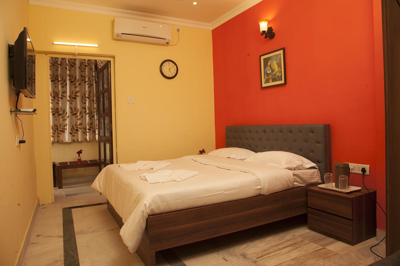 Om Sai Villa Guesthouse Kalkata Exteriér fotografie