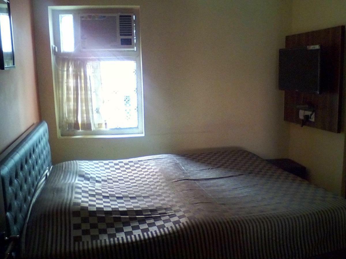 Om Sai Villa Guesthouse Kalkata Exteriér fotografie